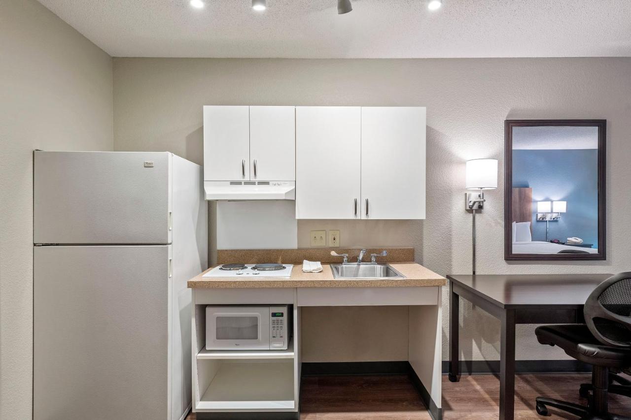 Extended Stay America Suites - Washington, Dc - Alexandria - Landmark Екстериор снимка