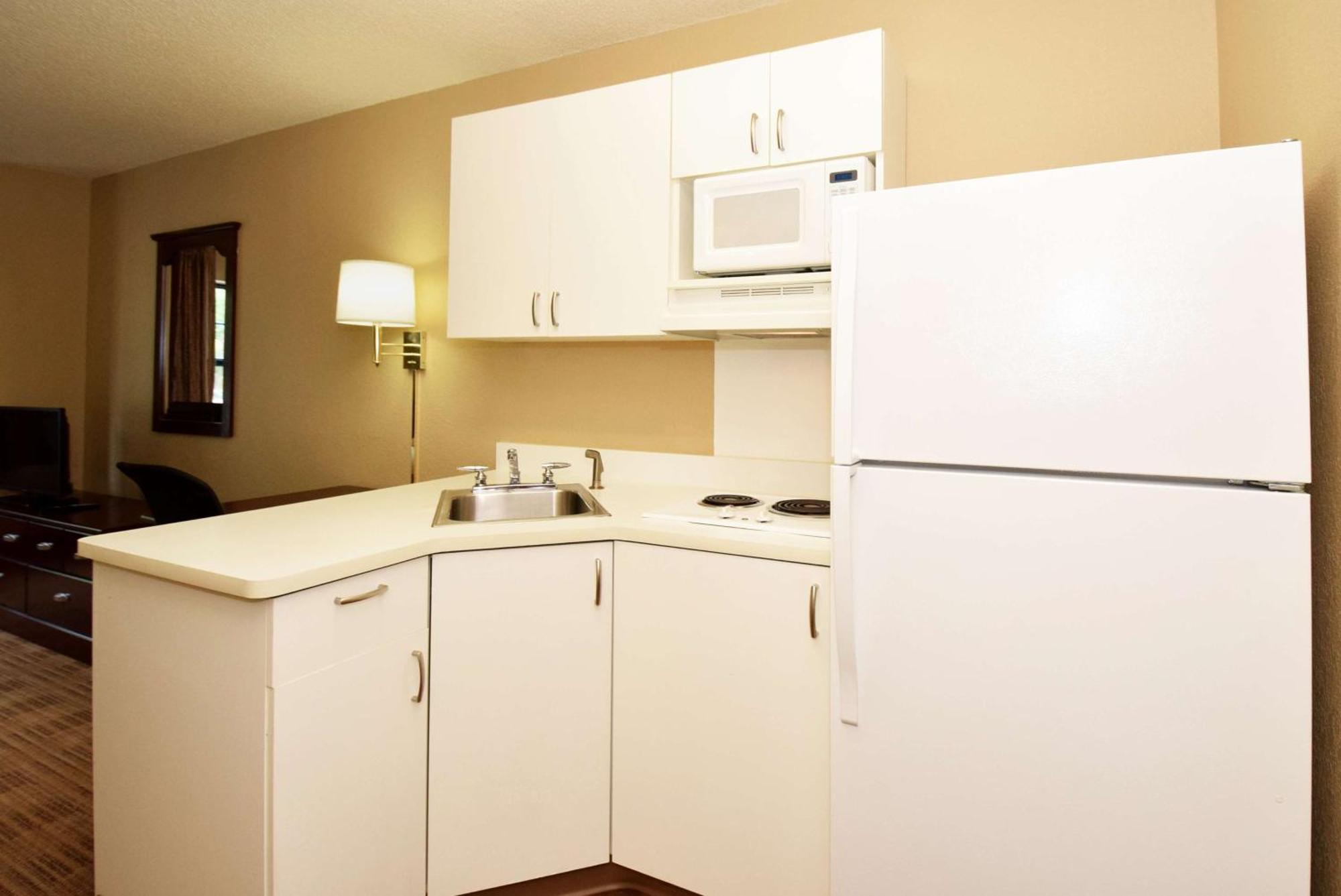 Extended Stay America Suites - Washington, Dc - Alexandria - Landmark Екстериор снимка