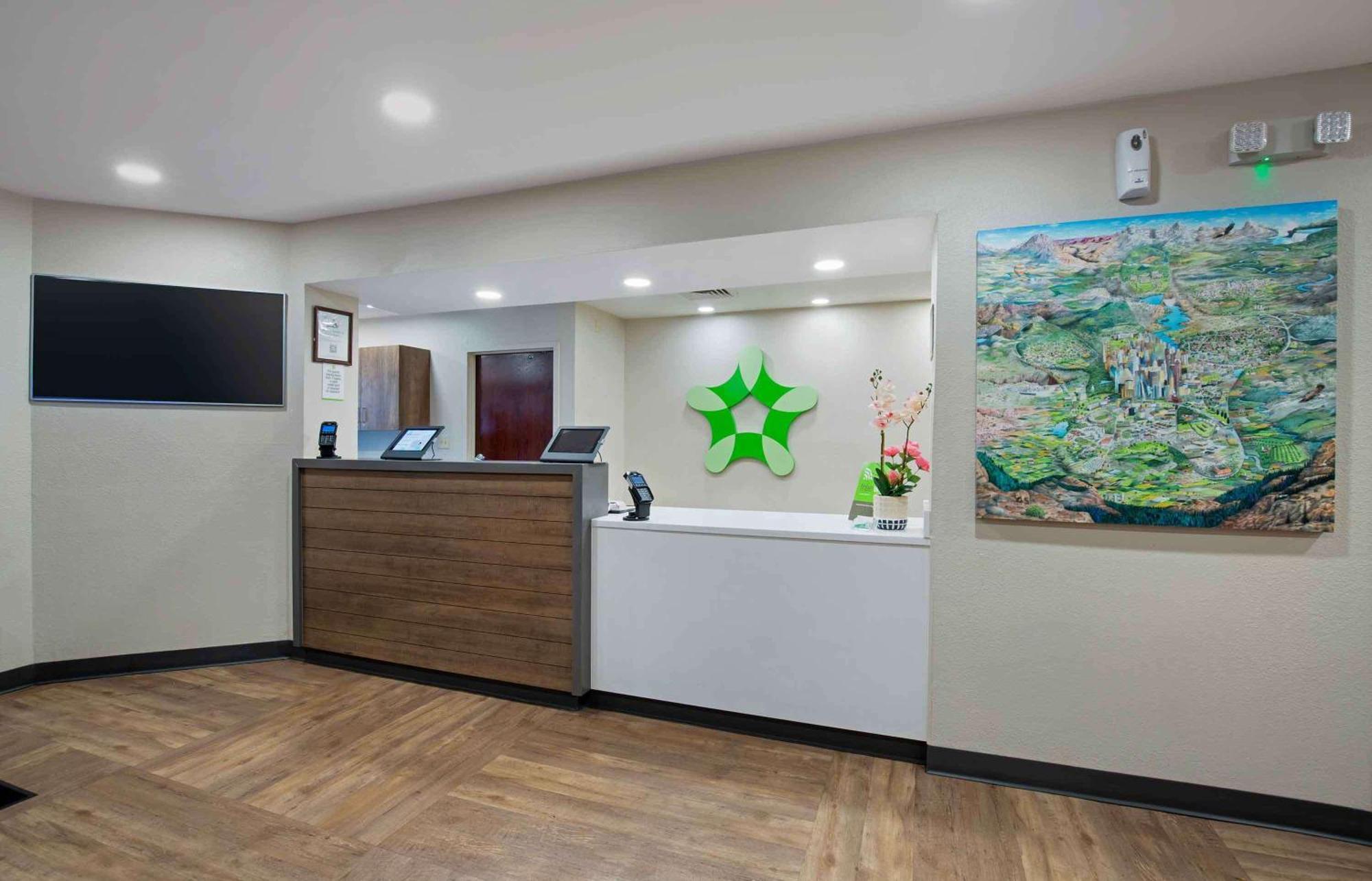 Extended Stay America Suites - Washington, Dc - Alexandria - Landmark Екстериор снимка