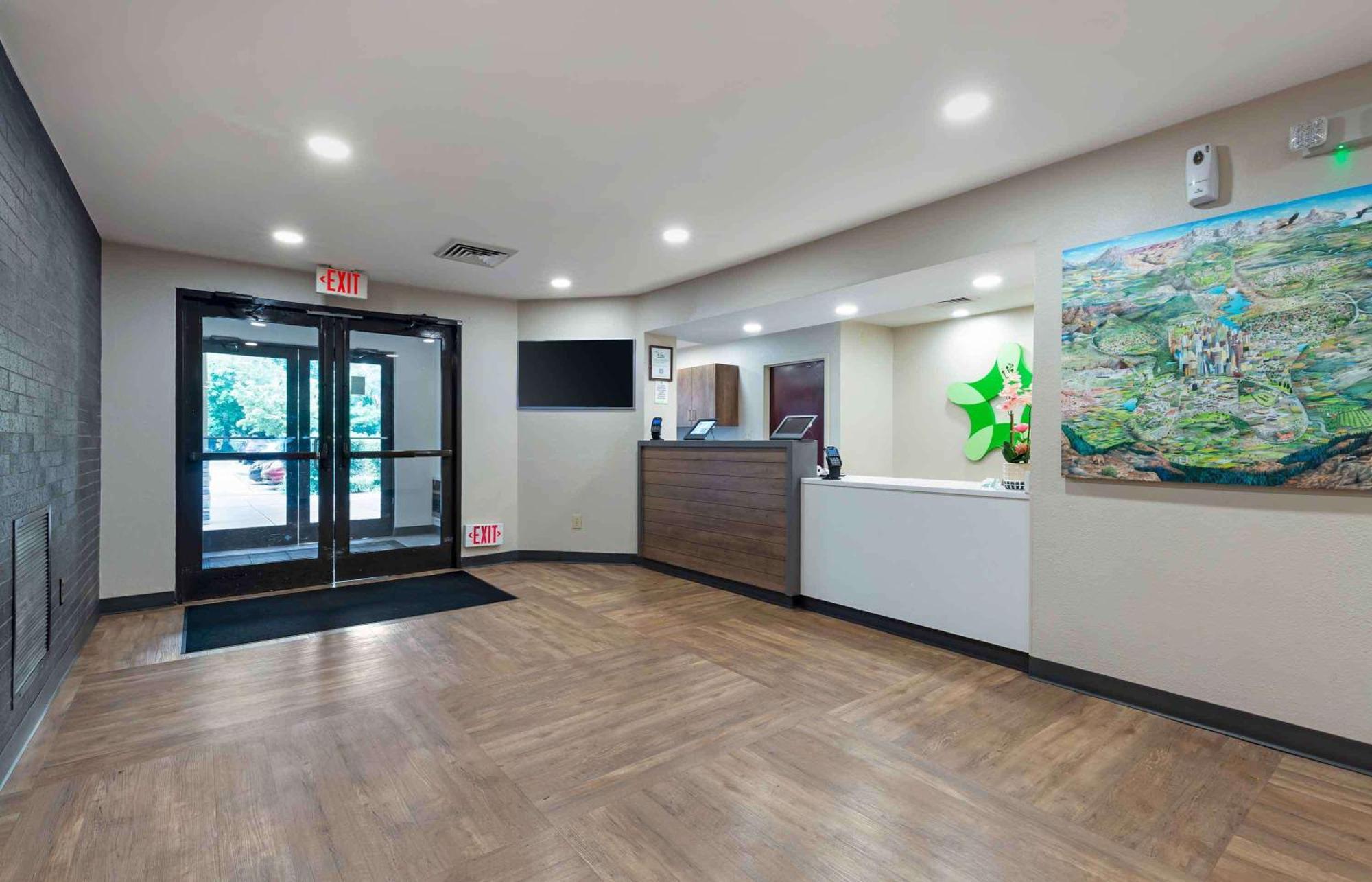 Extended Stay America Suites - Washington, Dc - Alexandria - Landmark Екстериор снимка